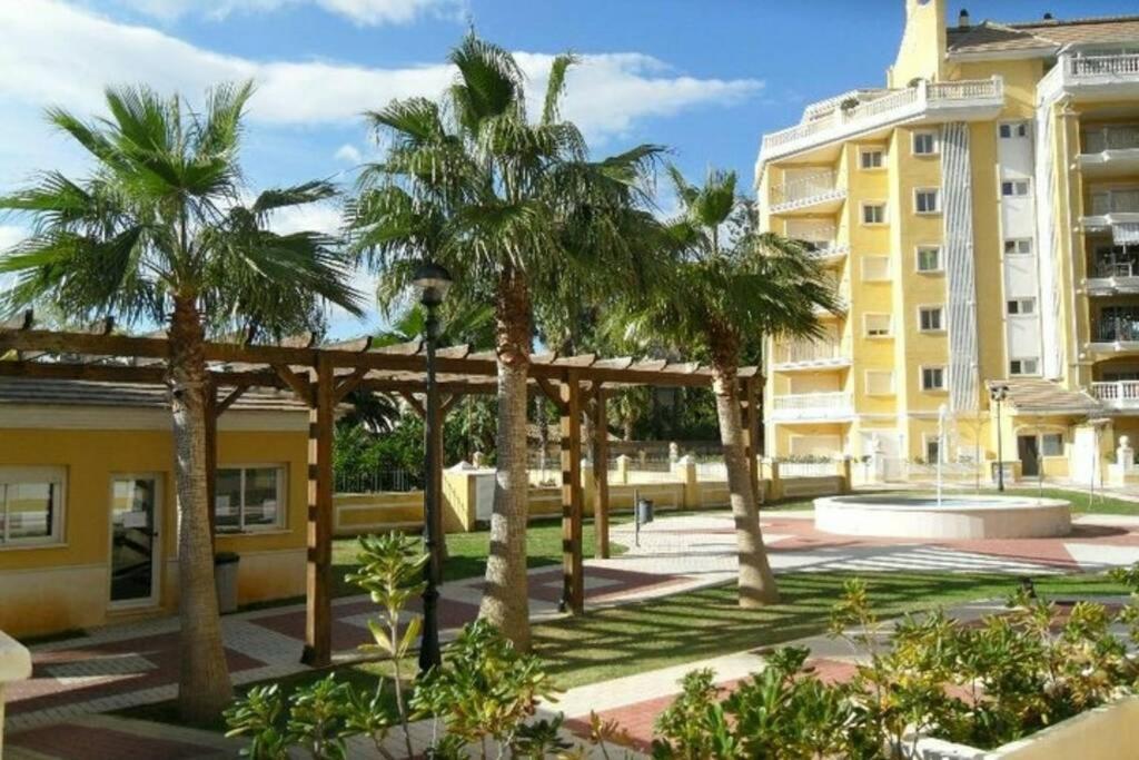 Lovely Apartment Denia, Piscina, Jacuzzi, Padel, Parking Eksteriør bilde